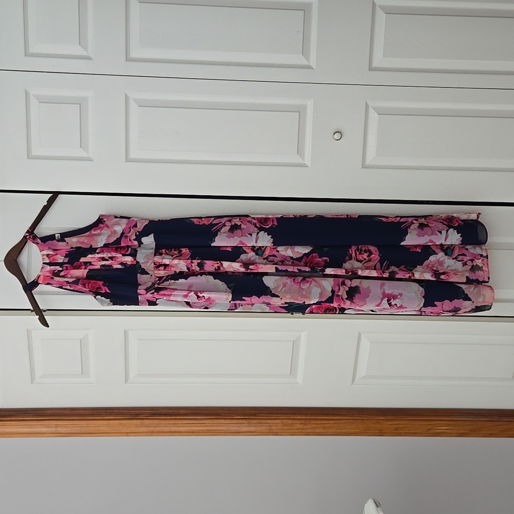 Eliza J Maxi Dress Size 6